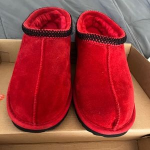 COPY - Red Ugg slippers New never worn size 6